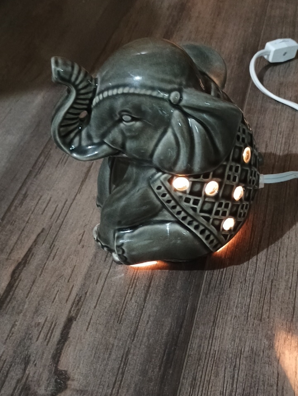 Ceramic Elephant Wax Warmer - Decorative Lantern Night Light